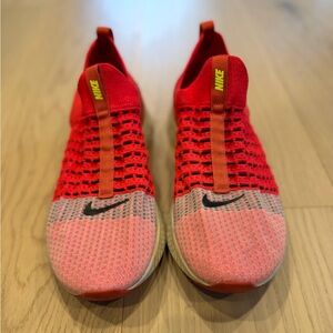 Nike Men’s React Phantom Flynit 2